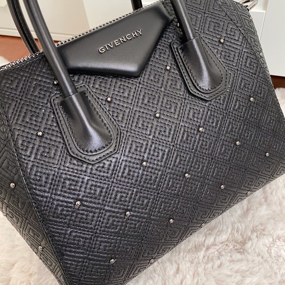 ❌SOLD❌NWT Givenchy Antigona Small Quilted  Bag - Picture 3 of 16